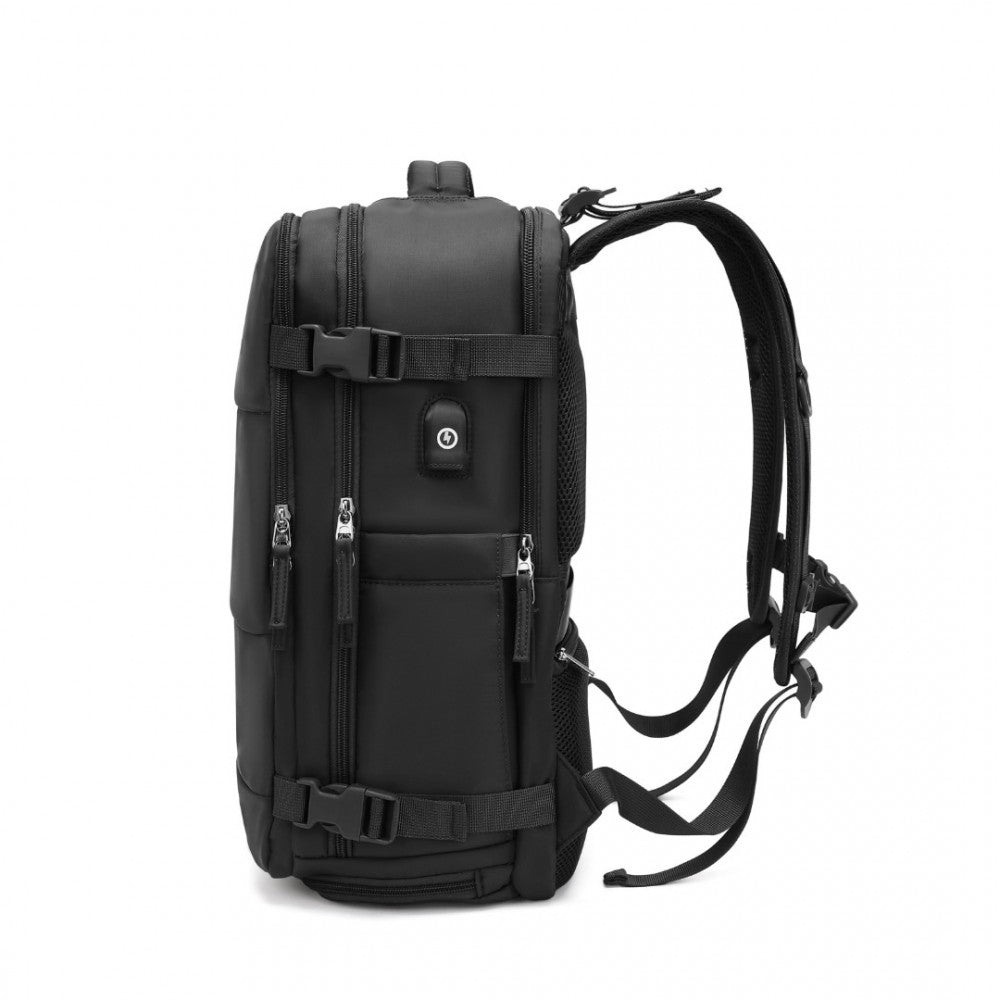 Kono Multi Functional Breathable Travel Backpack With USB Charging Port And Separate Shoe Compartment